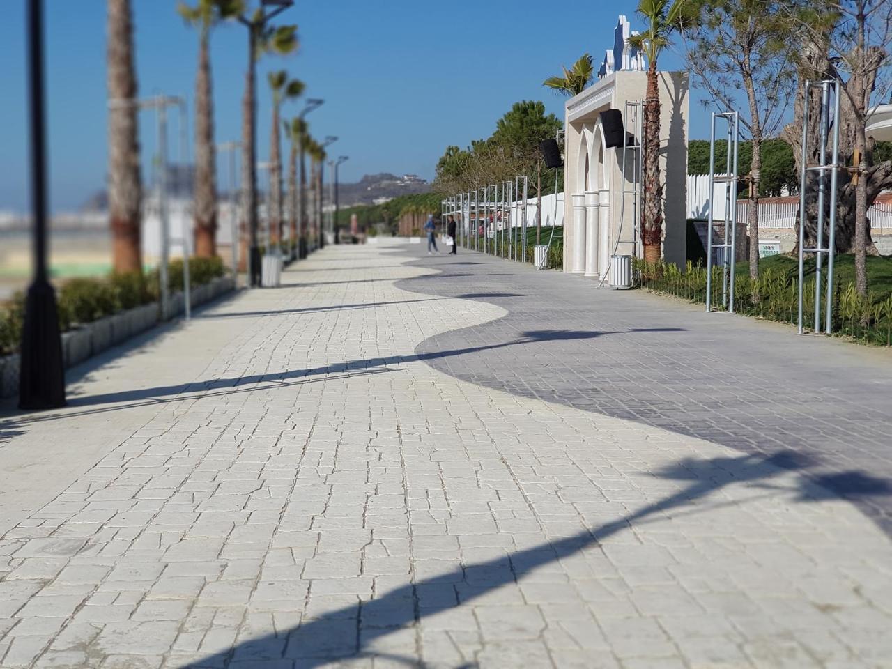 Splendido Apartmens Golem Durres エクステリア 写真